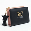 Cartera Compacta "Weston Cloucie" con Dije de Mariposa